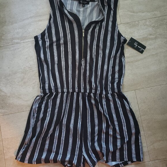Short jumpsuit - Picture 1 of 1
